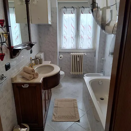 Sara Apartment Tirano